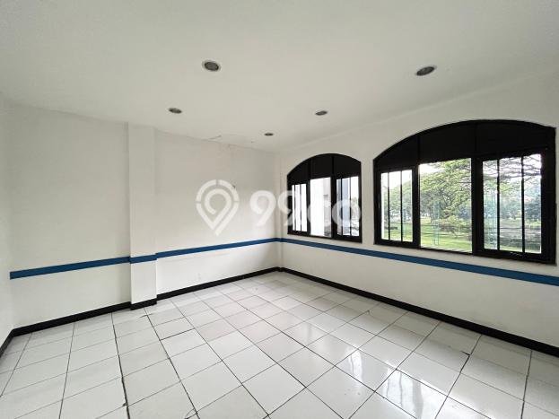 Kantor Dijual di Prime Area Tangerang Selatan Luas 700m2 Kantor Dijual di Prime Area Tangerang Selatan Luas 700m2