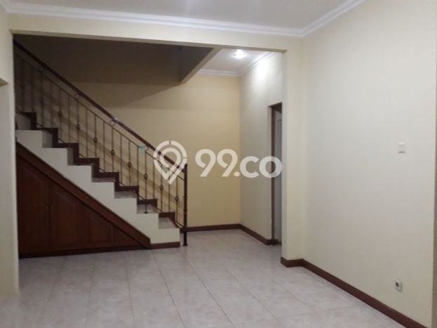 Rumah Sewa Tangerang Selatan LT 135m2 LB 200m2 Kawasan Sektor 9-Bintaro Rumah Sewa Tangerang Selatan LT 135m2 LB 200m2 Kawasan Sektor 9-Bintaro