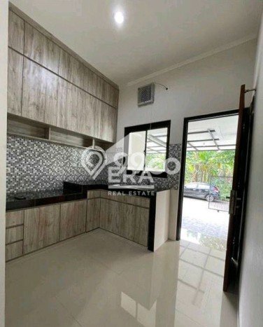 Hunian Eksklusif Dijual LT 180m2 di Pondok Aren, Tangerang Selatan Hunian Eksklusif Dijual LT 180m2 di Pondok Aren, Tangerang Selatan