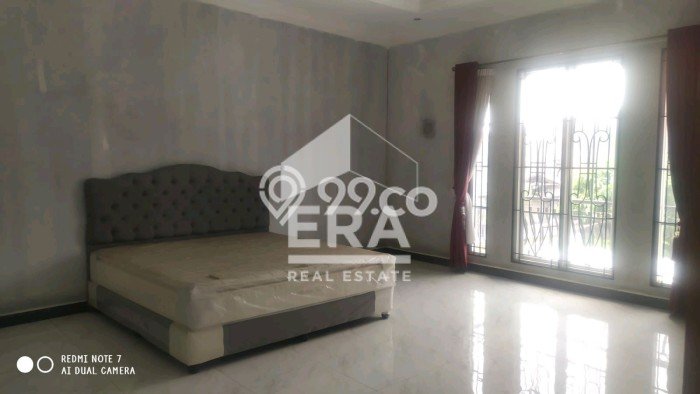 Siap Huni Hunian Elit 3 Kamar di Karawaci Dekat ke Mana Saja Siap Huni Hunian Elit 3 Kamar di Karawaci Dekat ke Mana Saja