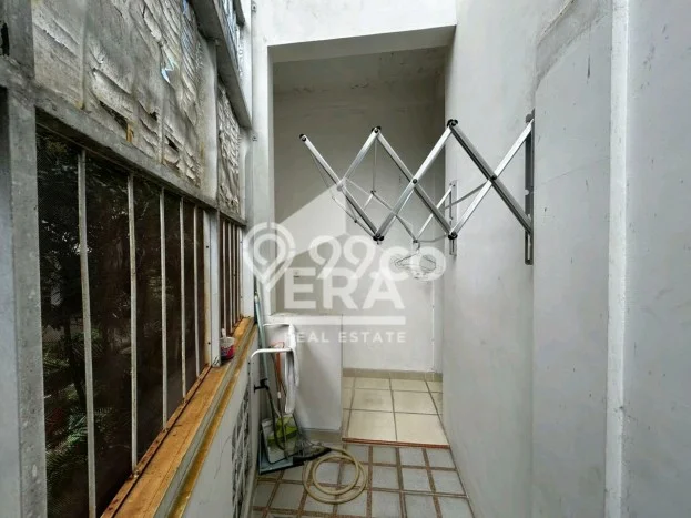 Jual Rumah Bagus Siap Huni LB 200m2 di Ciputat, Tangerang Selatan Jual Rumah Bagus Siap Huni LB 200m2 di Ciputat, Tangerang Selatan