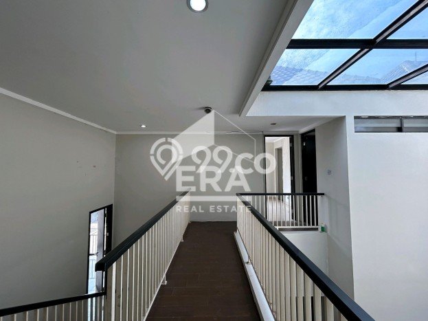 For Sale! Luxury House LT 204m2 Desain Modern di Bintaro For Sale! Luxury House LT 204m2 Desain Modern di Bintaro
