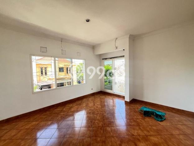 For Sale! Luxury House LT 257m2 Desain Modern di Sektor 3 - Bintaro For Sale! Luxury House LT 257m2 Desain Modern di Sektor 3 - Bintaro