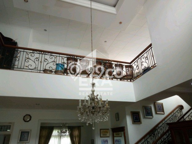 Rumah Eksklusif Siap Huni LT 450m2 di Kebayoran Baru, Jakarta Selatan Rumah Eksklusif Siap Huni LT 450m2 di Kebayoran Baru, Jakarta Selatan