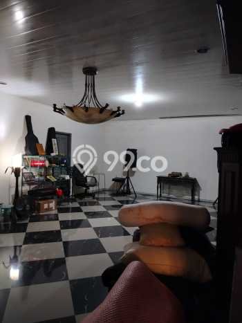 Dijual Rumah Luas Megah Dengan View Eksklusif di Bintaro, Jakarta Selatan Dijual Rumah Luas Megah Dengan View Eksklusif di Bintaro, Jakarta Selatan