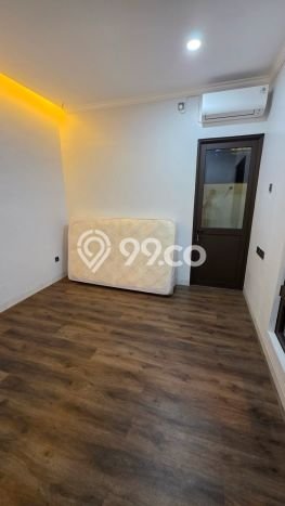 Rumah Elit LB 250m2 Siap Huni Desain Elegan di Bintaro, Tangerang Selatan Rumah Elit LB 250m2 Siap Huni Desain Elegan di Bintaro, Tangerang Selatan