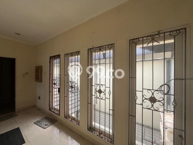 Jual Rumah Eksklusif 3 KT di Bintaro, Tangerang Selatan Jual Rumah Eksklusif 3 KT di Bintaro, Tangerang Selatan