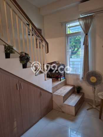 Hunian Nyaman Asri 3 KT Siap Huni di Bintaro Tangerang Selatan Hunian Nyaman Asri 3 KT Siap Huni di Bintaro Tangerang Selatan