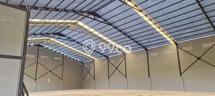 FOR SALE! Gudang di Sepatan Tangerang, LT 2000m2, LB 1468m2 FOR SALE! Gudang di Sepatan Tangerang, LT 2000m2, LB 1468m2