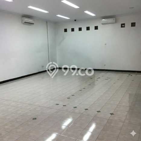 Lokasi Strategis! Dijual Kantor Bisnis di Curug, Tangerang Kondisi Baik Lokasi Strategis! Dijual Kantor Bisnis di Curug, Tangerang Kondisi Baik