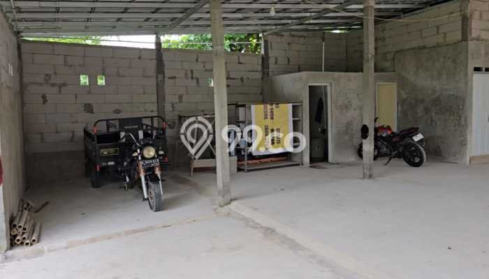 Komersial Dijual di Karawang Barat Karawang dengan Luas Bangunan 300m2 Komersial Dijual di Karawang Barat Karawang dengan Luas Bangunan 300m2