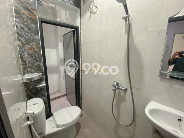 LOKASI STRATEGIS! Kost Kawasan Depok, Area 198m², Lokasi Prima LOKASI STRATEGIS! Kost Kawasan Depok, Area 198m², Lokasi Prima