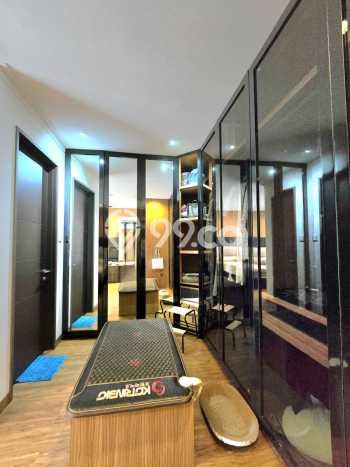 Dijual Rumah Luas Megah Dengan View Eksklusif di Bintaro, Tangerang Selatan Dijual Rumah Luas Megah Dengan View Eksklusif di Bintaro, Tangerang Selatan