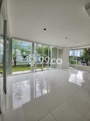 Dijual Rumah Luas Megah Dengan View Cantik di Bintaro, Tangerang Selatan Dijual Rumah Luas Megah Dengan View Cantik di Bintaro, Tangerang Selatan