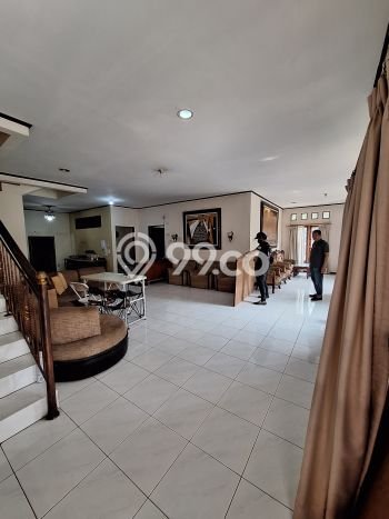 Jual Rumah Mewah Elegan Dengan View Eksklusif di Bintaro, Tangerang Selatan Jual Rumah Mewah Elegan Dengan View Eksklusif di Bintaro, Tangerang Selatan