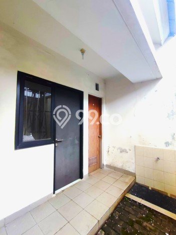 Jual Rumah Mewah Megah Dengan View Eksklusif di Graha Raya Bintaro, Tangerang Selatan Jual Rumah Mewah Megah Dengan View Eksklusif di Graha Raya Bintaro, Tangerang Selatan