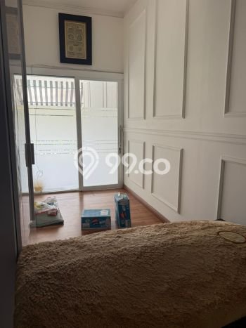 Rumah Luas Asri 4 KT Siap Pakai di Bintaro Tangerang Selatan Rumah Luas Asri 4 KT Siap Pakai di Bintaro Tangerang Selatan