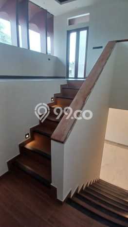 Dijual Cepat Rumah Minimalis & Modern LB 250m2 di Bintaro Dijual Cepat Rumah Minimalis & Modern LB 250m2 di Bintaro