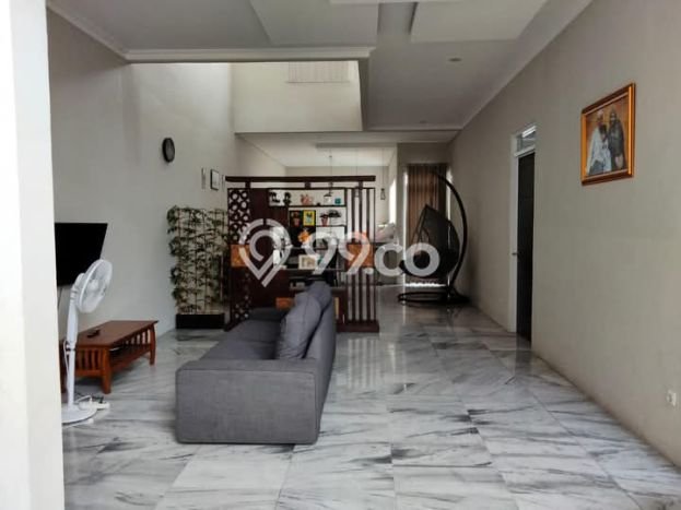 Rumah Disewakan Jakarta Selatan LT 560m2 LB 200m2 Area Ampera Rumah Disewakan Jakarta Selatan LT 560m2 LB 200m2 Area Ampera