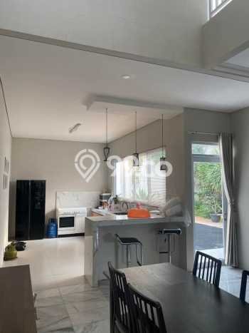 Rumah Disewakan Jakarta Selatan LT 560m2 LB 200m2 Area Ampera Rumah Disewakan Jakarta Selatan LT 560m2 LB 200m2 Area Ampera
