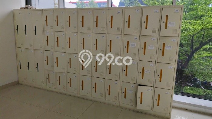 Kantor untuk Disewa di Pusat Tangerang Luas Bangunan 252m2 Kantor untuk Disewa di Pusat Tangerang Luas Bangunan 252m2