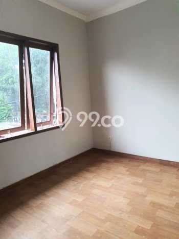 Dijual Hunian Rumah Nyaman 5 Kamar di Ciganjur, Jakarta Selatan Dijual Hunian Rumah Nyaman 5 Kamar di Ciganjur, Jakarta Selatan