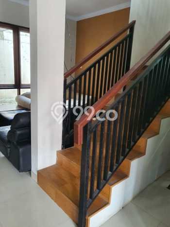 Dijual Hunian Rumah Nyaman 5 Kamar di Ciganjur, Jakarta Selatan Dijual Hunian Rumah Nyaman 5 Kamar di Ciganjur, Jakarta Selatan