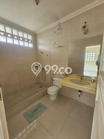 Rumah Elit Modern Tanpa Renovasi di Gading Serpong Tangerang Rumah Elit Modern Tanpa Renovasi di Gading Serpong Tangerang