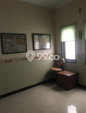 Sewa Rumah Harga Terjangkau di Jelambar Jakarta Barat Punya 4 Kamar Tidur Sewa Rumah Harga Terjangkau di Jelambar Jakarta Barat Punya 4 Kamar Tidur