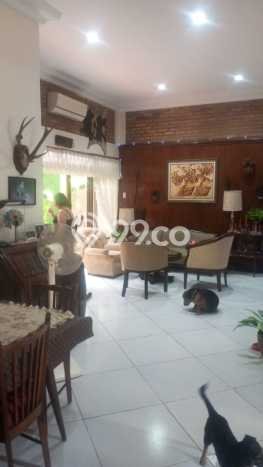 Jual Rumah Luas Elegan Dengan View Cantik di Tanjung Duren, Jakarta Barat Jual Rumah Luas Elegan Dengan View Cantik di Tanjung Duren, Jakarta Barat