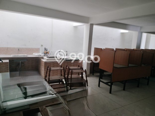 Ready to Use! Luxury House LT 197m2 Desain Elegan di Jelambar Ready to Use! Luxury House LT 197m2 Desain Elegan di Jelambar