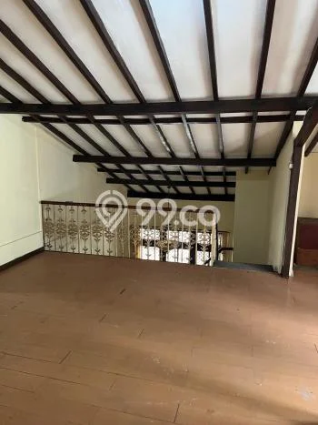 Rumah sewa siap pakai 5 Kamar Tidur di Tomang, Jakarta Barat Rumah sewa siap pakai 5 Kamar Tidur di Tomang, Jakarta Barat