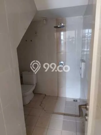 Disewakan Rumah Murah di Puri Mansion Jakarta Barat Punya 3 KT Disewakan Rumah Murah di Puri Mansion Jakarta Barat Punya 3 KT