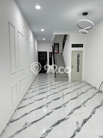 Jual Rumah Eksklusif 3 KT di Tanjung Duren, Jakarta Barat Jual Rumah Eksklusif 3 KT di Tanjung Duren, Jakarta Barat