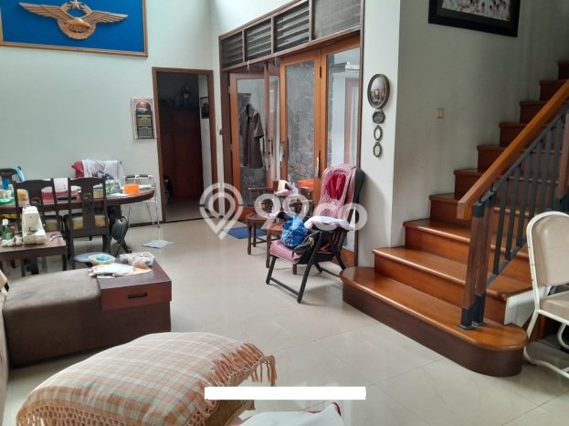 Rumah Mewah Siap Huni LT 305m2 di Kebayoran Baru, Jakarta Selatan Rumah Mewah Siap Huni LT 305m2 di Kebayoran Baru, Jakarta Selatan