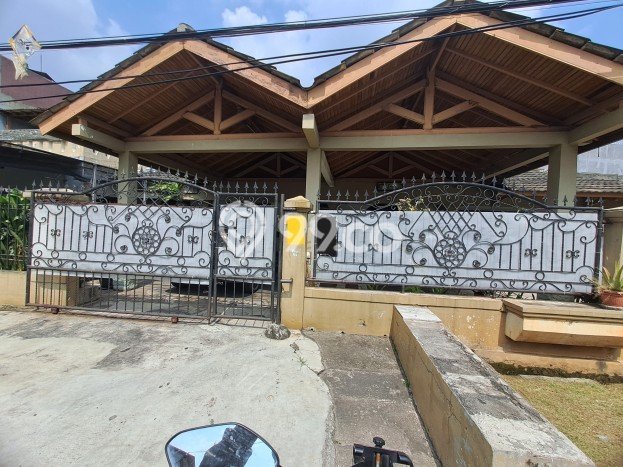 Jual Rumah Mewah Megah Dengan View Cantik di Duri Kosambi, Jakarta Barat Jual Rumah Mewah Megah Dengan View Cantik di Duri Kosambi, Jakarta Barat