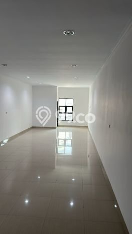 Disewakan Ruko di Kawasan Ramai Grogol Luas 340m2 Disewakan Ruko di Kawasan Ramai Grogol Luas 340m2