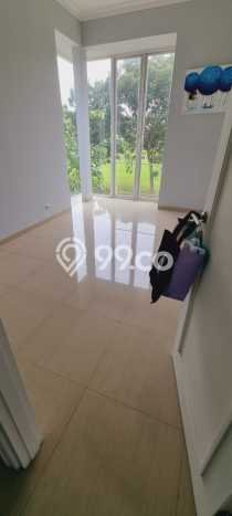 Jual Rumah Mewah Megah Dengan View Eksklusif di Suvarna Sutera, Tangerang Jual Rumah Mewah Megah Dengan View Eksklusif di Suvarna Sutera, Tangerang