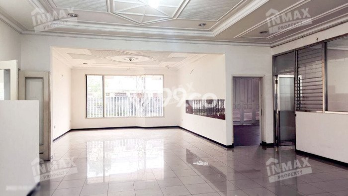 Lokasi terbaik! Rumah siap huni disewakan di Klojen LB 500m2 Lokasi terbaik! Rumah siap huni disewakan di Klojen LB 500m2