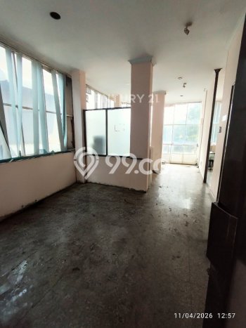 Unit Kantor Dijual di Jakarta Pusat LT 128m2 & LB 660m2 Unit Kantor Dijual di Jakarta Pusat LT 128m2 & LB 660m2