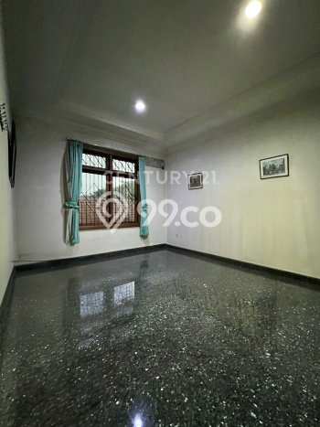 Rumah Luxury Modern Siap Huni di Kayu Putih Jakarta Timur Rumah Luxury Modern Siap Huni di Kayu Putih Jakarta Timur