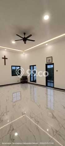 Jual Rumah Luas Elegan Dengan View Cantik di Harapan Indah, Bekasi Jual Rumah Luas Elegan Dengan View Cantik di Harapan Indah, Bekasi