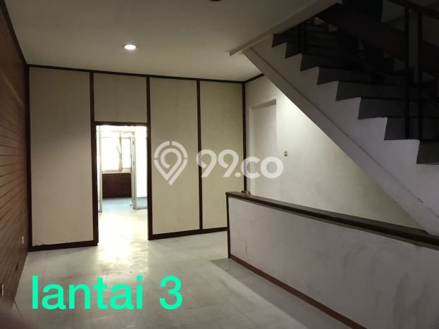 Ruko Dijual di Prime Area Jakarta Pusat Luas 290m2 Ruko Dijual di Prime Area Jakarta Pusat Luas 290m2