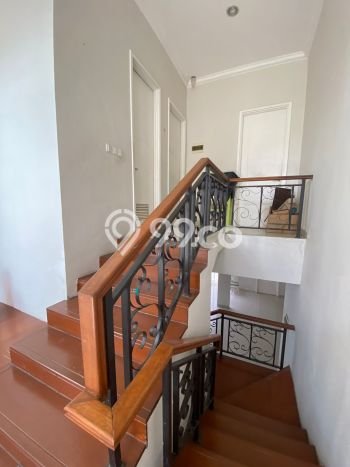 Jarang Ada! Rumah Kontrakan 3 Kamar Nyaman Siap Huni BSD Green Wich Jarang Ada! Rumah Kontrakan 3 Kamar Nyaman Siap Huni BSD Green Wich