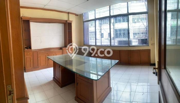 Unit Ruko Dijual di Kemayoran Jakarta Pusat 210m2 Unit Ruko Dijual di Kemayoran Jakarta Pusat 210m2