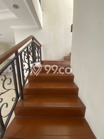 Jarang Ada! Rumah Kontrakan 3 Kamar Nyaman Siap Huni BSD Green Wich Jarang Ada! Rumah Kontrakan 3 Kamar Nyaman Siap Huni BSD Green Wich