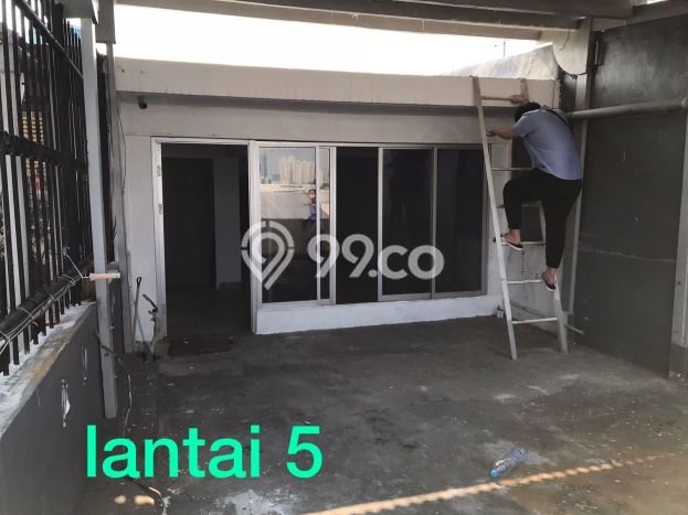 Ruko Dijual di Prime Area Jakarta Pusat Luas 290m2 Ruko Dijual di Prime Area Jakarta Pusat Luas 290m2