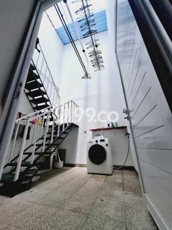 Rumah Luas Asri 2 KT Siap Pakai di BSD Avani Tangerang Rumah Luas Asri 2 KT Siap Pakai di BSD Avani Tangerang