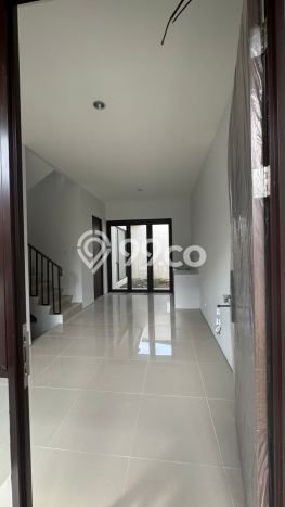 Rumah Bagus Siap Huni Di Tangerang Luas 85m2 Aman Rumah Bagus Siap Huni Di Tangerang Luas 85m2 Aman