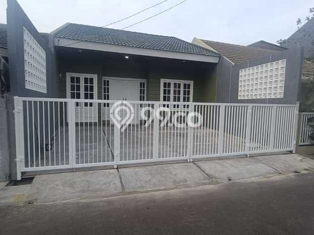 Dijual Rumah 3 Kamar Lokasi Strategis Bagus dan Strategis di BSD Dijual Rumah 3 Kamar Lokasi Strategis Bagus dan Strategis di BSD